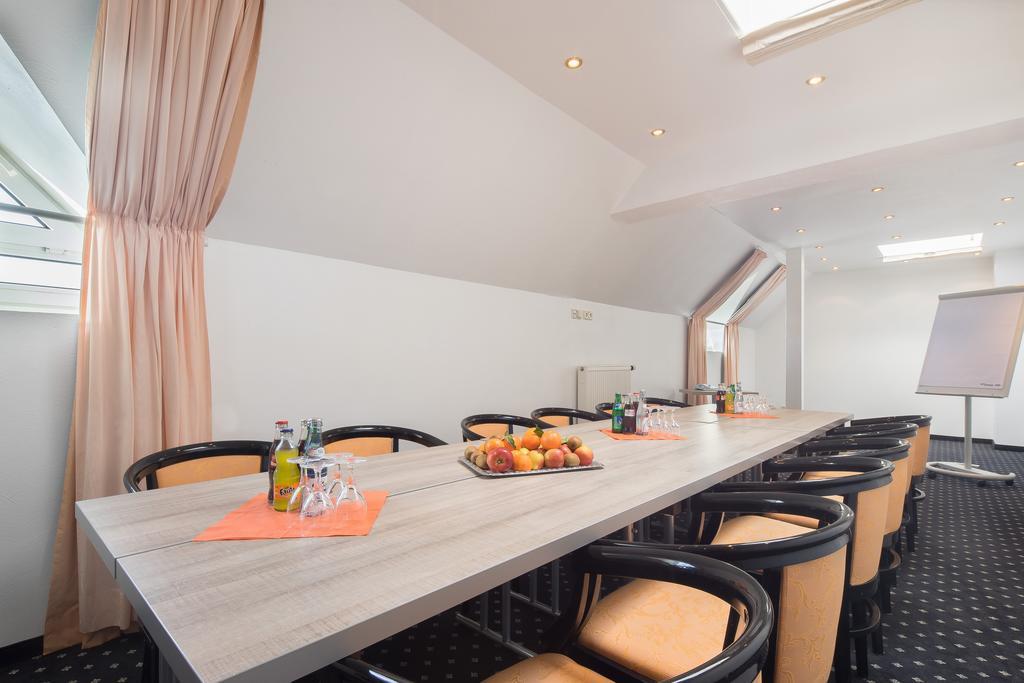 Göttingen Trip Inn Hotel Astoria מראה חיצוני תמונה
